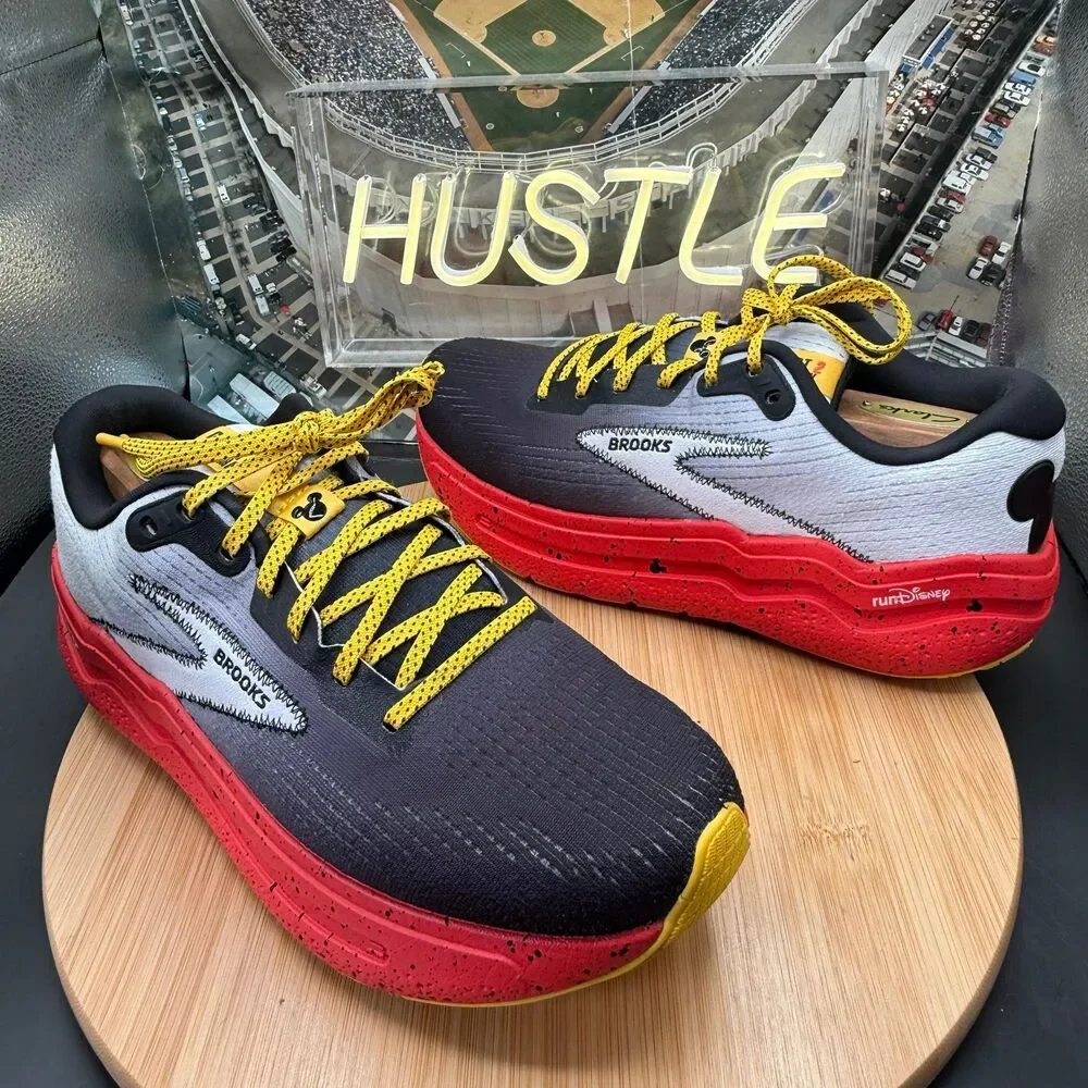 Brooks Ghost Max 2 runDisney Mickey Mouse Men’s Sz 8.5 2E (Wide)